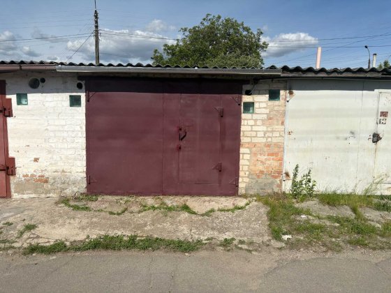 Здам гараж оренда Дачний брама 2,5*1,93м склад вже вільний Умань