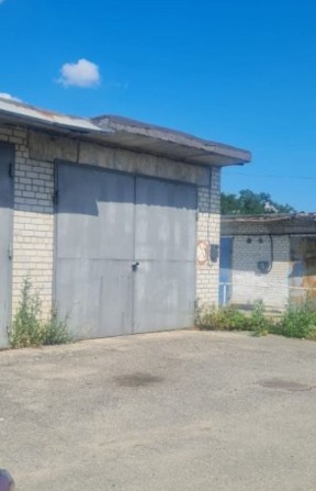 Сдам или продам гараж на ул. Ньютона 5.м×12м 10000грн торг - фото 1