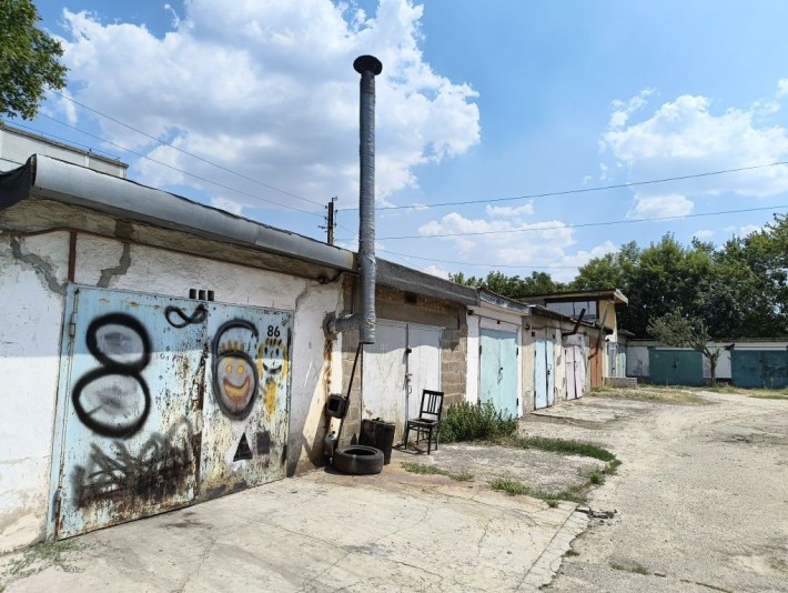 Здам гараж, 30м.кв. з опаленням,оренда гаражу, вул.Військбуд. - фото 1
