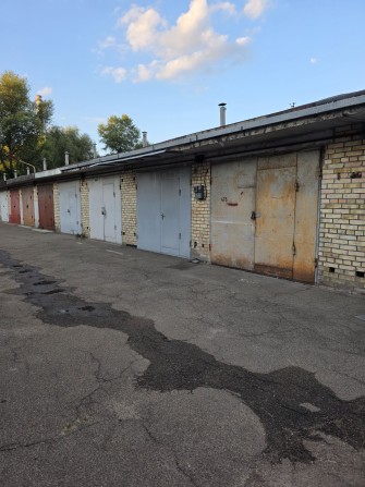 Здається гараж в оренду в к-ві Зв,язківець,по  вул. Братиславська  52а в довгострокову оренду. Кирпи - фото 1