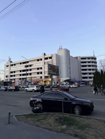 Оренда паркомісця на Драгоманова 1н - фото 1