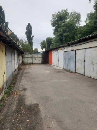 Здаю гараж, шпалерний ринок, охорона, в'їзд по дзвінку, відеоспостереження - фото 1