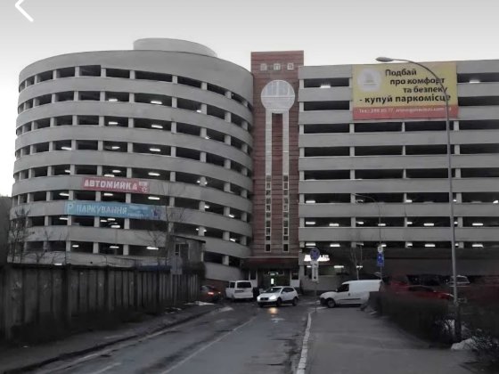 Оренда паркомісця Київ