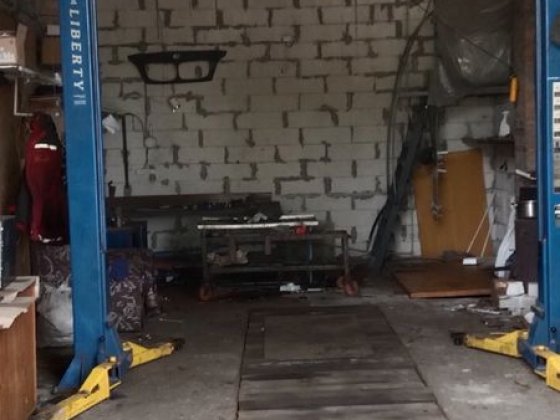 Здам двоповерховий гараж з підвалом, Пухівська Київ