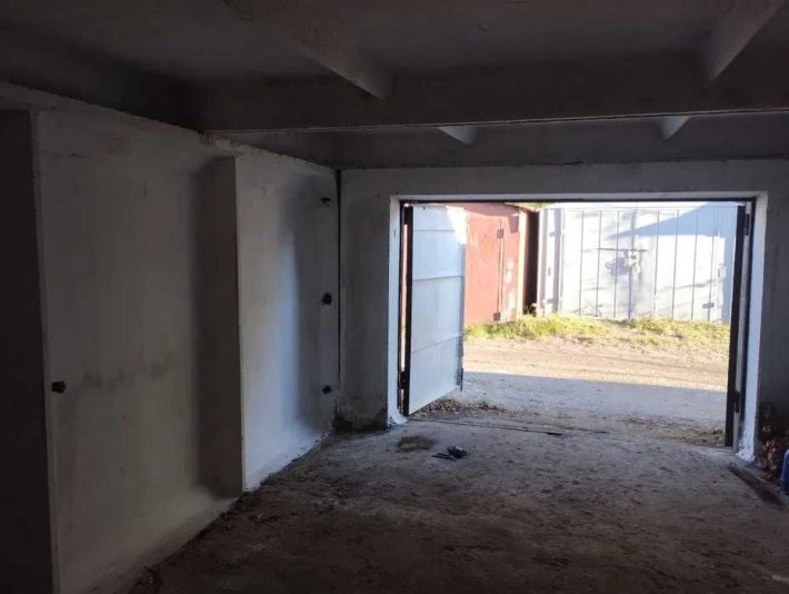 Здам в оренду надійний бетонний гараж з охороною 24м2, не агенство - фото 1