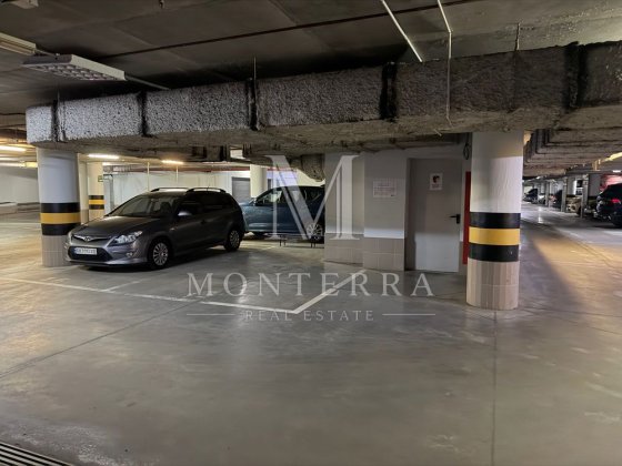 Без % Оренда паркомісця в ЖК Новопечерські Липки 16,3 м²  вул. Андрія Верхогляда, 3 Київ