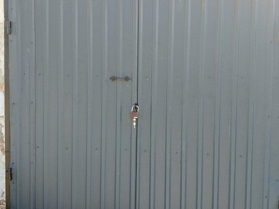 Здам в оренду капітальний гараж в АК "Тролейбусник", вул. Рустави 4, ПЗР Черкаси