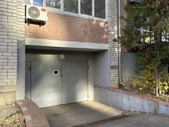 Оренда Паркомісця ЦЕНТР вул В.Тарновського 34А Чернігів