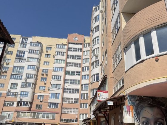 Паркоместо, центр, проспект Победы 108 А Чернигов
