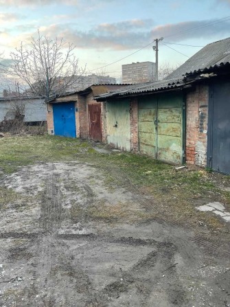 Здаю в оренду цегляний гараж . Вінниця . 18 метрів .Провулок Брацлавський 33 - фото 1