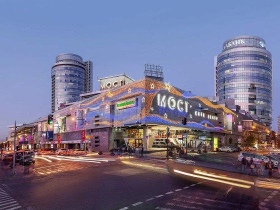 Паркинг в ТРЦ "Мост-Сити" Днепр