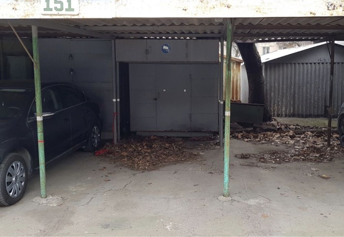 Сдам в аренду паркоместо на охраняемой стоянке с навесом. 750 грн/мес - фото 1