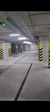 Оренда підземного паркомісця в новобудові від власника м.Львів, вул.Коновальця 21 - фото 1