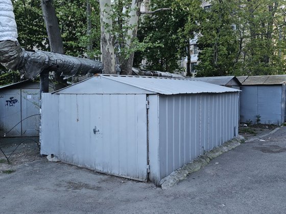 Сдам в аренду металлический гараж 7 фонтана  цена 5 000 гривен Одеса