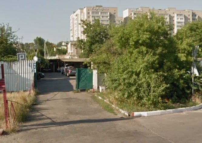 Стоянка, парковка крита, (Вільямса ( Чикаленка) /Люстдорфська) СК Катюша - фото 1