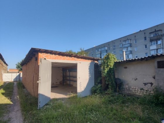 Продам гараж на Дачном Охтирка