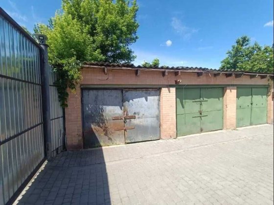 Продаж гаражу Центр! Каменец-Подольский