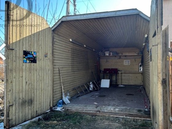Продам гараж вул. Шептицького, приватна зем. Ділянка Шептицький