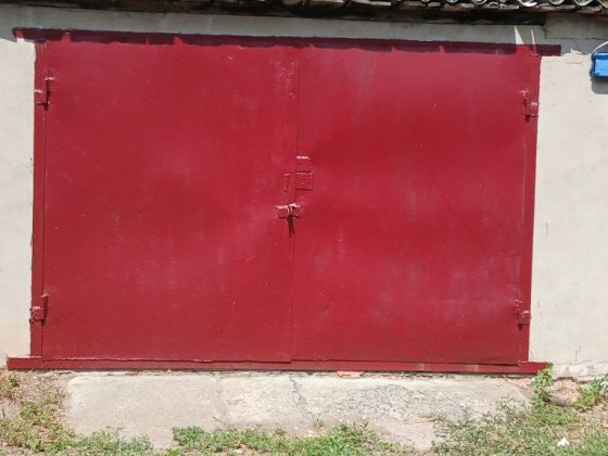 Продам гараж в центрі. Чугуев