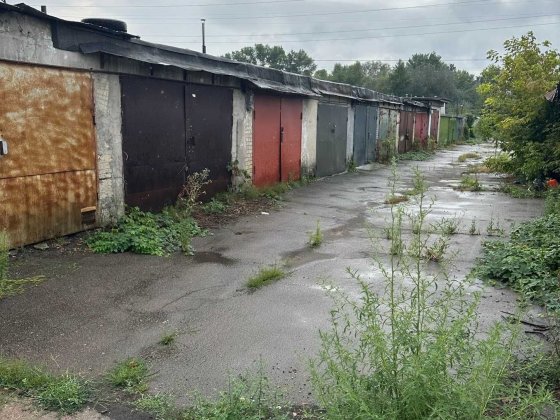 Гараж Выдубичи срочно продам Киев