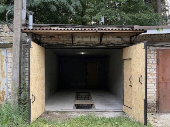 Продається приватизований гараж 40 м² з підвалом | Пуща-Водиця Київ