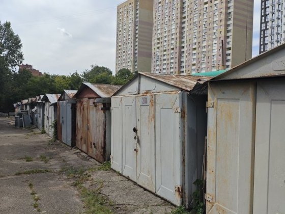 Продам гараж проспект Науки "Мотор" Київ