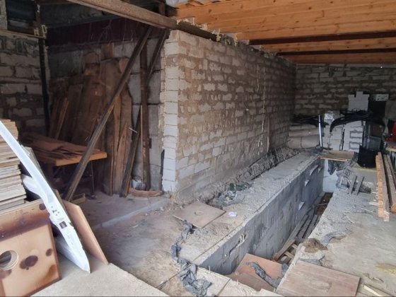 Гараж Бокс СТО кооператив 63м.кв. (77 м.кв.) Темп святошино малярная камера продажа гаражей пром зон Киев