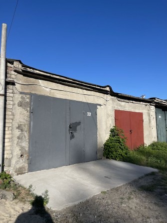 Продам гараж «ВАГОНОБУДІВНИК» Крюків 6X4 ОБМЕН - фото 1