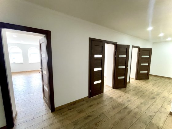 Оренда офісів на Лесі Українки 97 та 55 м.кв.! Луцьк