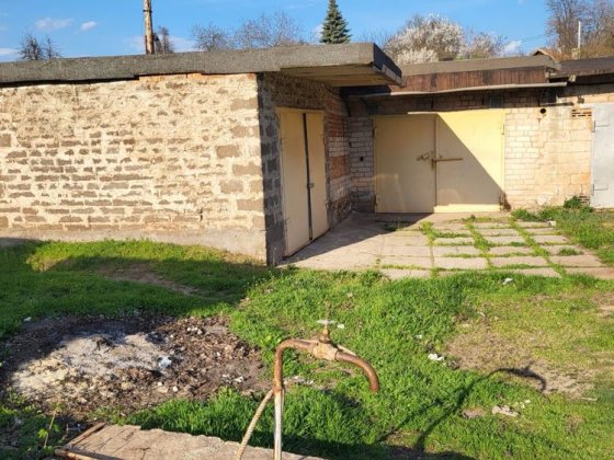 Продам 2  гаража Кривой Рог