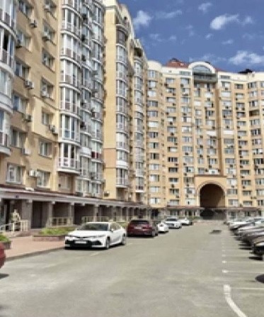Продається паркінг  В. Івасюка 6, нижн рівень - фото 1