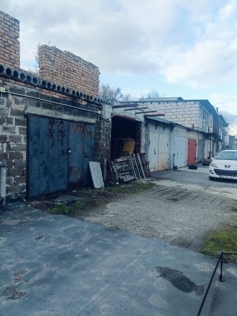 Продам два гаража - фото 1