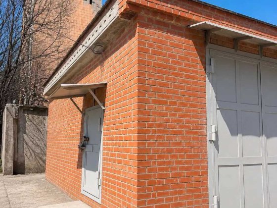 Продаж цегляного гаражу на Мотелі