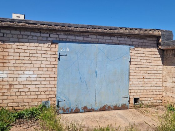 Продаю гараж в ГК "Дніпро" Кривой Рог