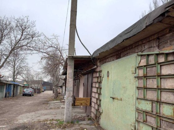 Продам гараж кооператив Кубанский Кривой Рог
