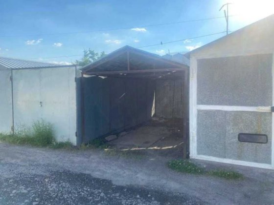 Продам крите паркомісце Київ