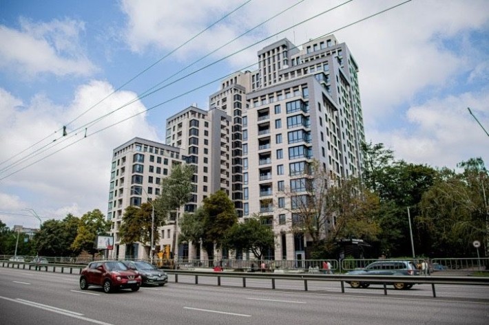 Паркін продаж пр.Берестейський (Перемоги) 42А Crystal Park Tower - фото 1