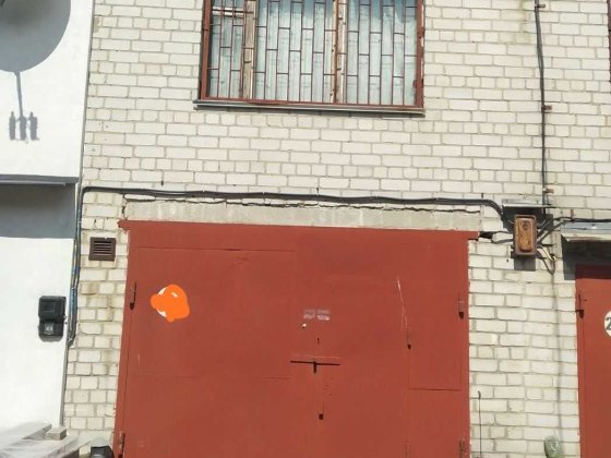 Продаю капітальний двоповерховий цегляний гараж в АК "Нива" (вул. Чорновола - Лупиноса)