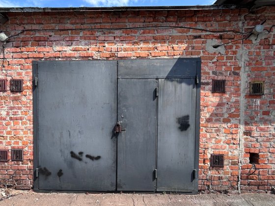 Продам капітальний гараж в 28 а/к Чернигов