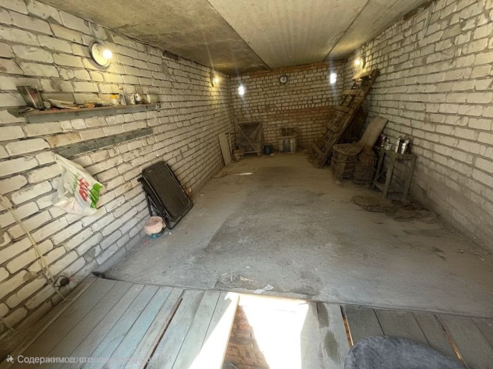 Продам Гараж р-н рынка Покровский , Большая диевская - фото 1