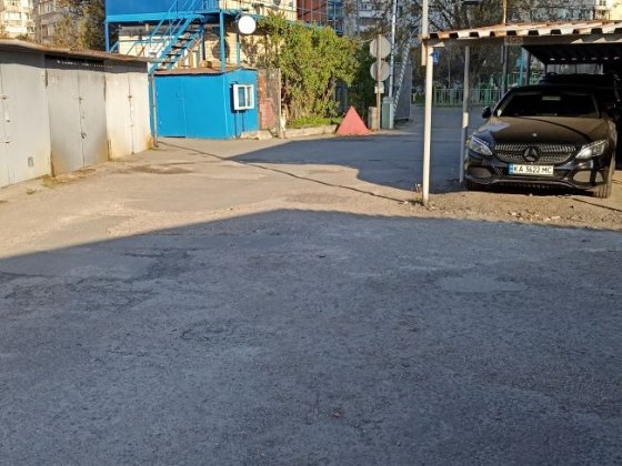 Місце на автопарковці Киев