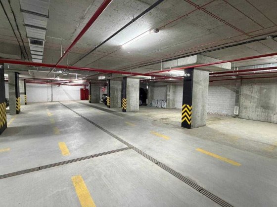 Продаж паркомісця у ЖК Щасливий ( Є орендар ) БЕЗ КОМІСІЇ Львів