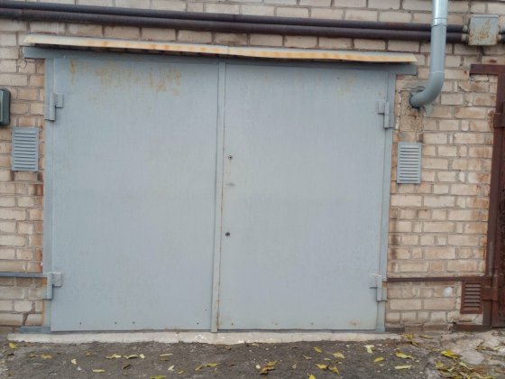 Гараж центр города, район Металлургов, большой подвал! Запорожье