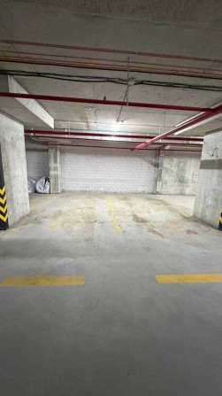 Продаж паркомісця у ЖК Щасливий ( Є орендар ) БЕЗ КОМІСІЇ - фото 1