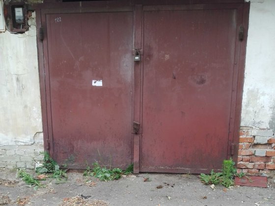 Продається гараж по вул. Єрошенка, 19 Львів