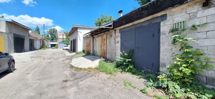 Продам гараж Гагарина ТЦ НЕОПЛАЗА - фото 1