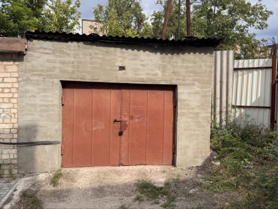 Продам капітальний гараж в центрі міста Запоріжжя