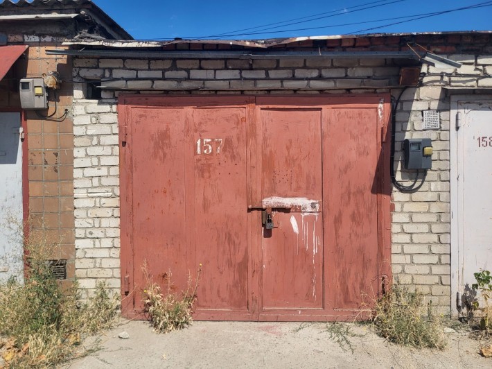 Капитальный гараж АГК "Портовик" Николаев Хорошее состояние - фото 1