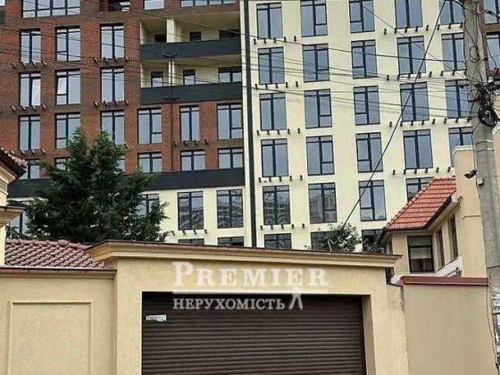 Терміново! Продам паркомісце з розеткою для електромобіля та коморою на 8 ст Фонтану 23500у.о Одеса