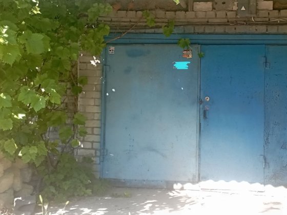 На 2 машины гараж Николаев Николаев